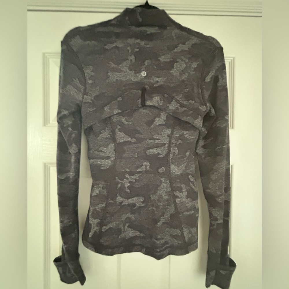 lululemon athletica Define Jacket Incognito Camo HTR Black, Sz 6, EUC - Picture 6 of 8